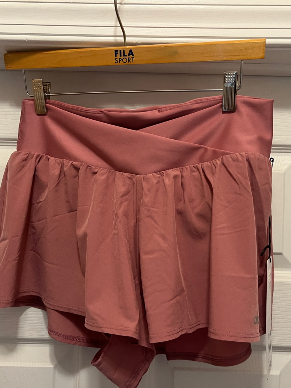 NWT Alo v cute running Short in Dusty Rose